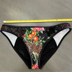 Black Hot Pink Floral Animal Cherry & Orange Print Mesh Trim Bikini Bottoms M